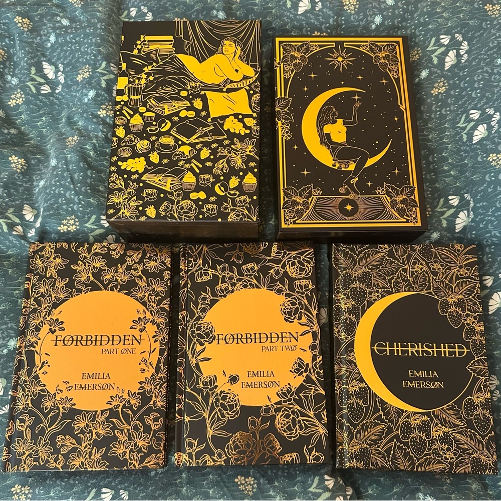 Moonlight Book Box Special editions of Forbidden pt 1-2 and Cherished